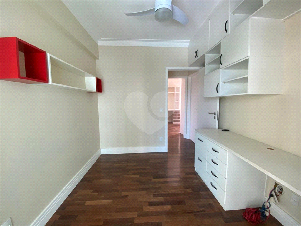 Apartamento com 3 suítes e varanda gourmet em Santana