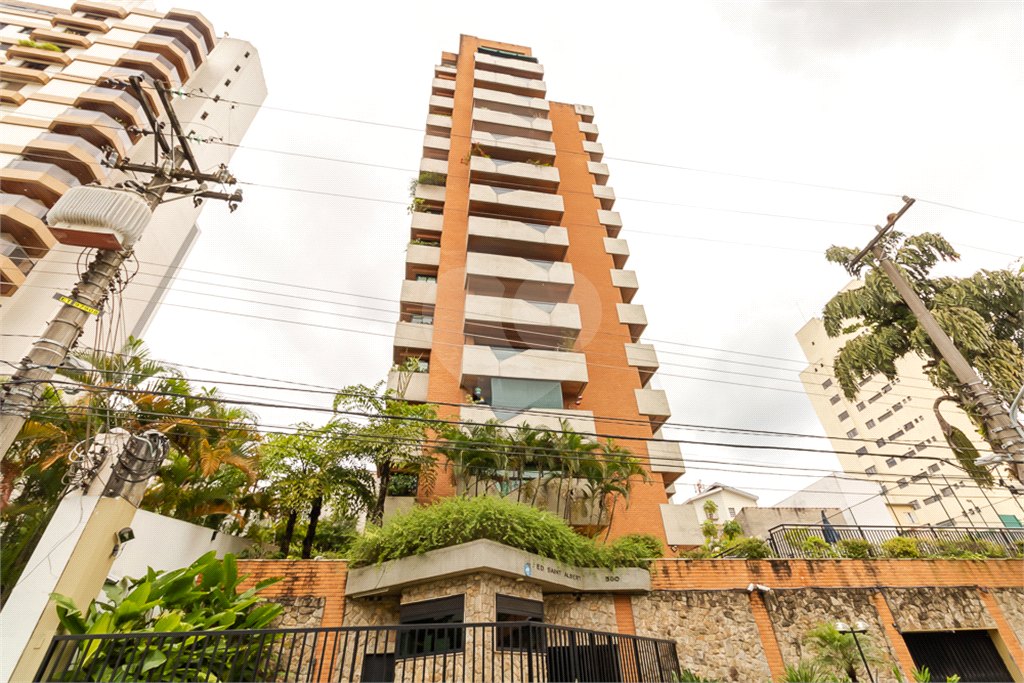 Espetacular Apartamento Triplex Totalmente Reformado.