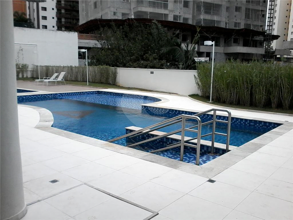 APARTAMENTO em JABAQUARA
