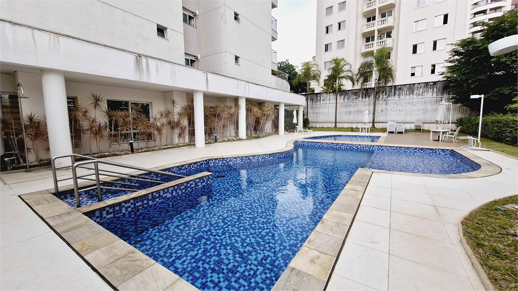 APARTAMENTO em JABAQUARA