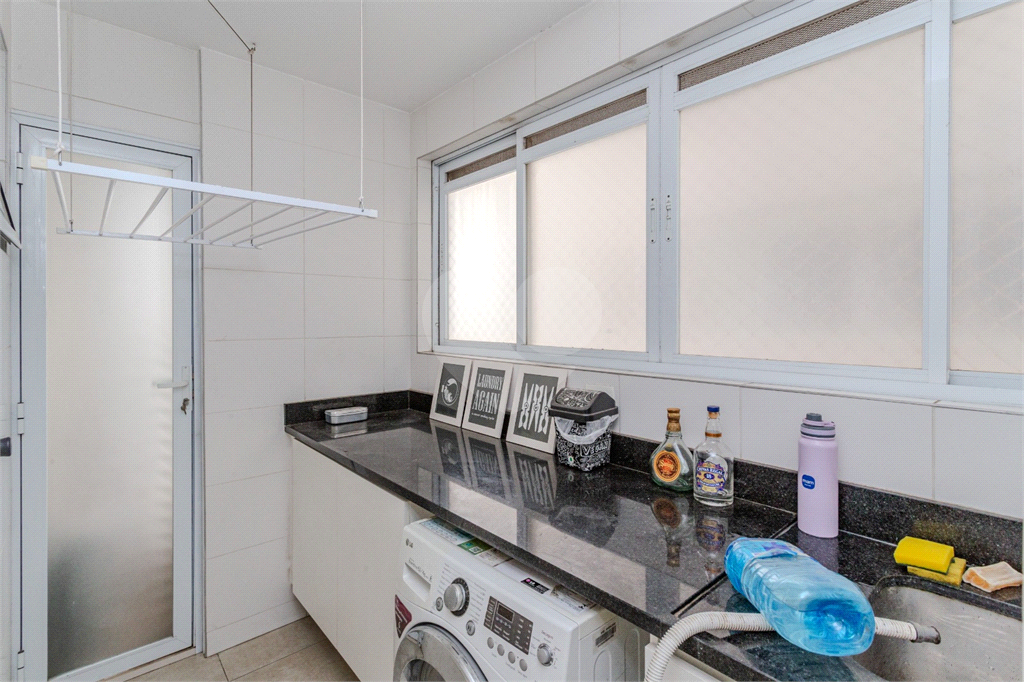 Apartamento com 3 suítes na Lapa 