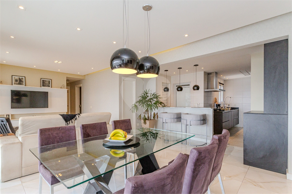 Apartamento com 3 suítes na Lapa 