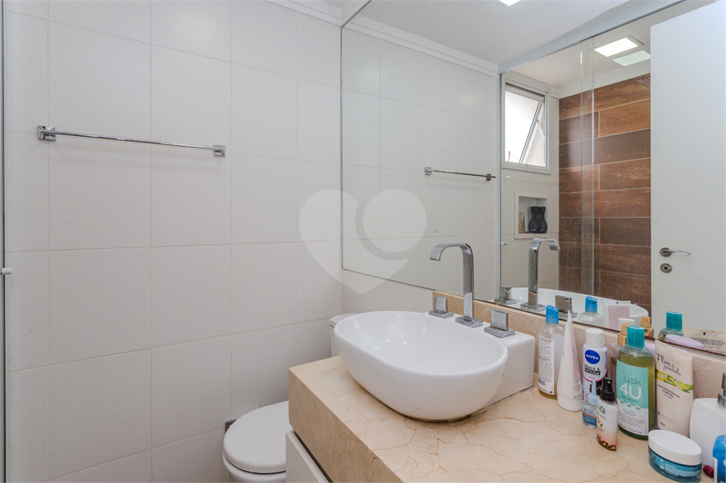 Apartamento com 3 suítes na Lapa 