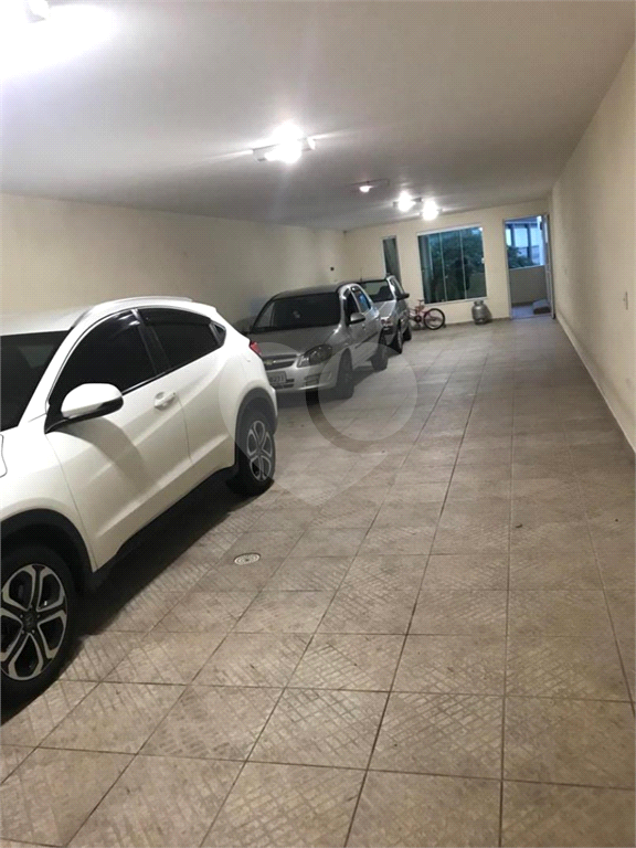 Sobrado na Freguesia do Ó, com 3 suítes com sacadas. Piso de madeira na sala, dormitórios 