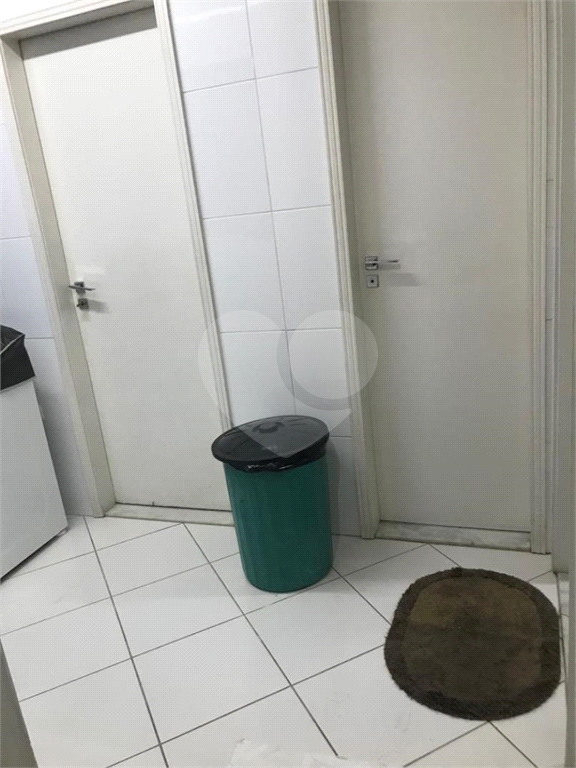 Sobrado na Freguesia do Ó, com 3 suítes com sacadas. Piso de madeira na sala, dormitórios 