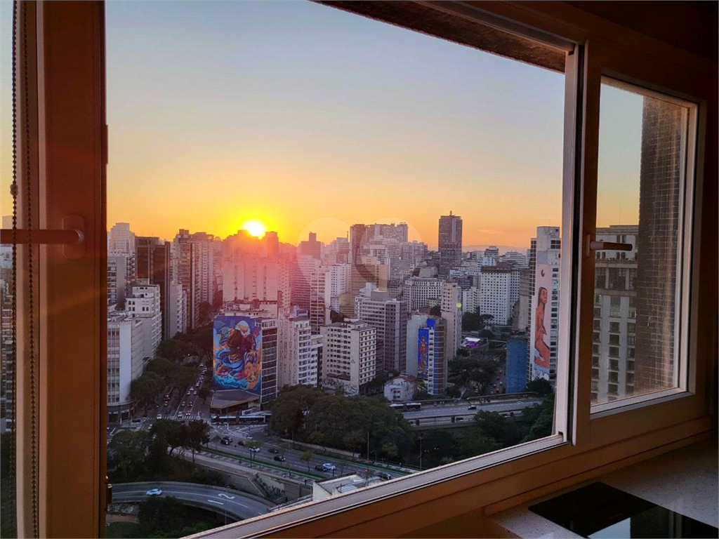LIBERDADE - APTO DE 1 DORMITÓRIO MOBILIADO 
