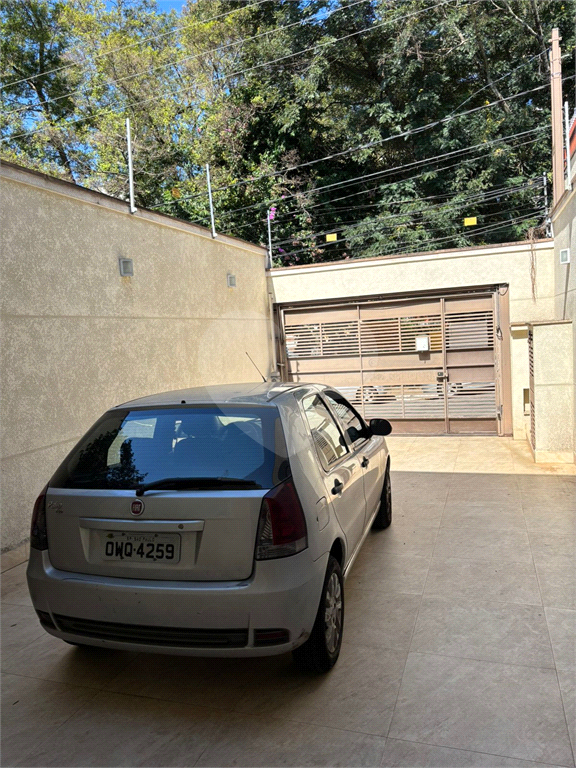 Sobrado reformado com 4 suítes entre as estações do metrô Santa Cruz e Praça da Arvore