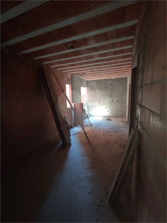 Terreno de 275m² a venda em Santana