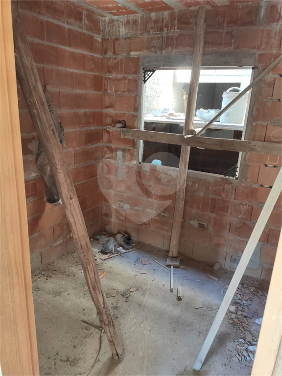 Terreno de 275m² a venda em Santana