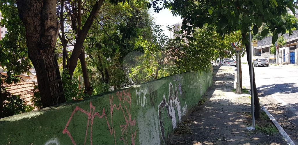 Terreno de 275m² a venda em Santana