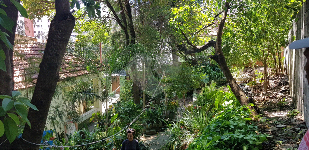 Terreno de 275m² a venda em Santana