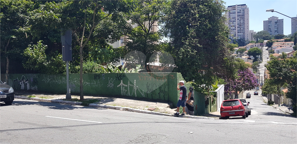 Terreno de 275m² a venda em Santana