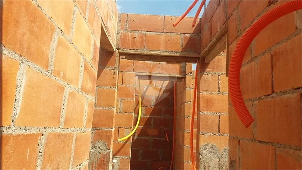 Terreno de 275m² a venda em Santana