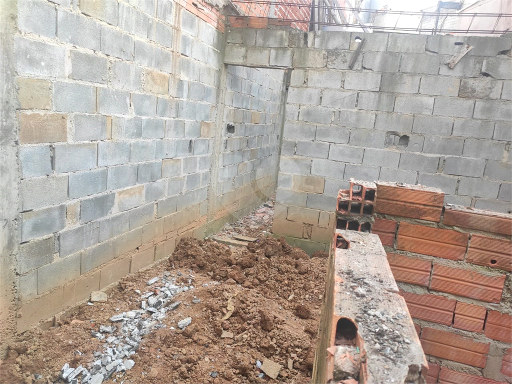 Terreno de 275m² a venda em Santana