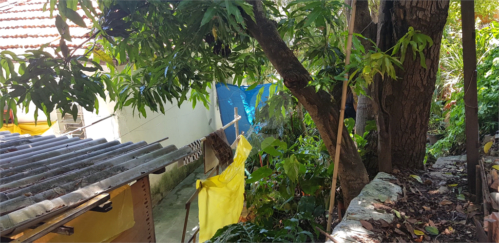 Terreno de 275m² a venda em Santana