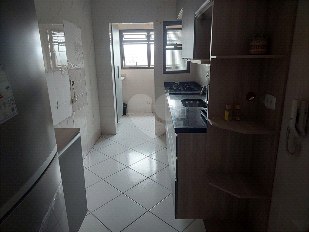 Apartamento na Vila Mazzei, com 2 dormitórios, sala com 2 ambientes, banheiro com gabinete e box, va