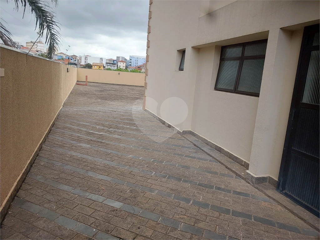 Apartamento na Vila Mazzei, com 2 dormitórios, sala com 2 ambientes, banheiro com gabinete e box, va