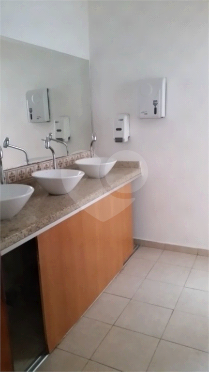 Prédio Comercial/ Santana , na Dr. Zuquim / 800 m2 / Testada com 18,50 metros. Térreo e 3 pavimentos