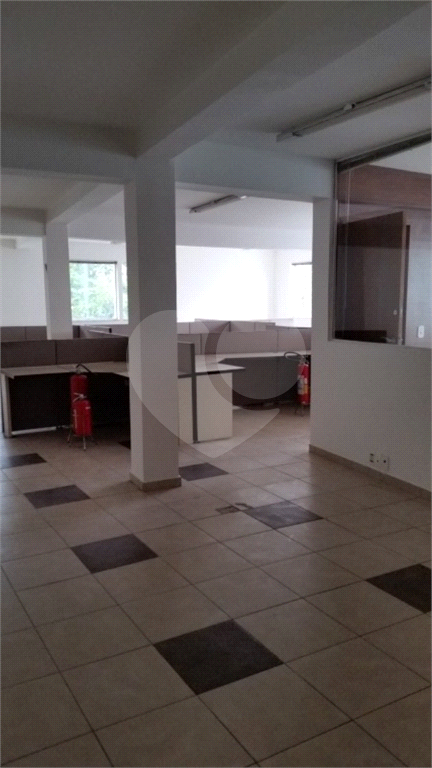 Prédio Comercial/ Santana , na Dr. Zuquim / 800 m2 / Testada com 18,50 metros. Térreo e 3 pavimentos