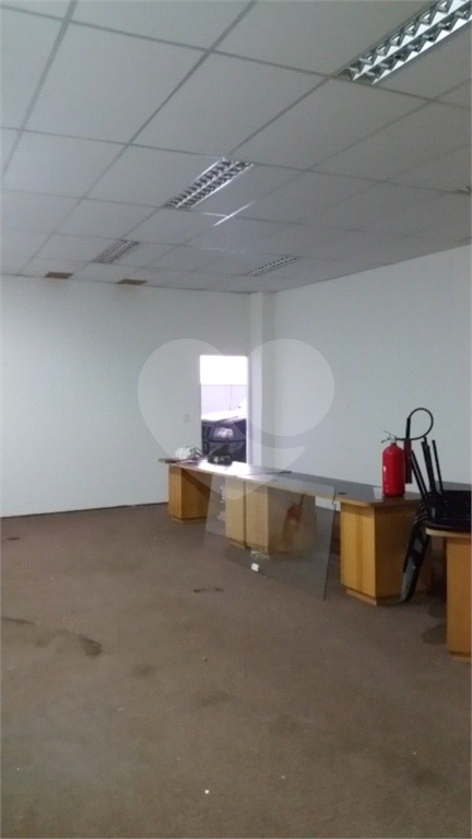 Prédio Comercial/ Santana , na Dr. Zuquim / 800 m2 / Testada com 18,50 metros. Térreo e 3 pavimentos