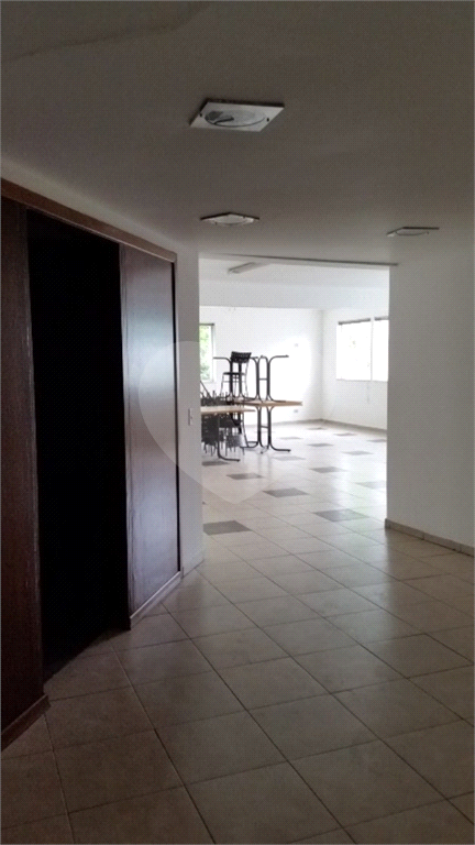Prédio Comercial/ Santana , na Dr. Zuquim / 800 m2 / Testada com 18,50 metros. Térreo e 3 pavimentos