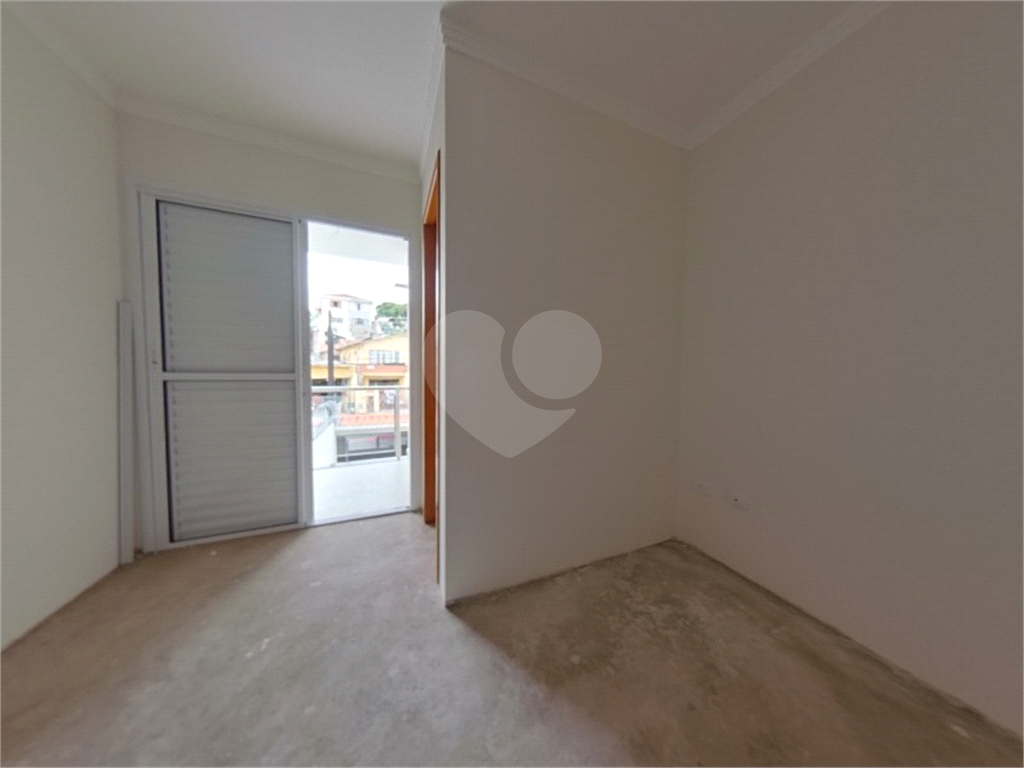 Sobrado novo no Tucuruvi com 3 suítes e 2 vagas. Pronto para morar