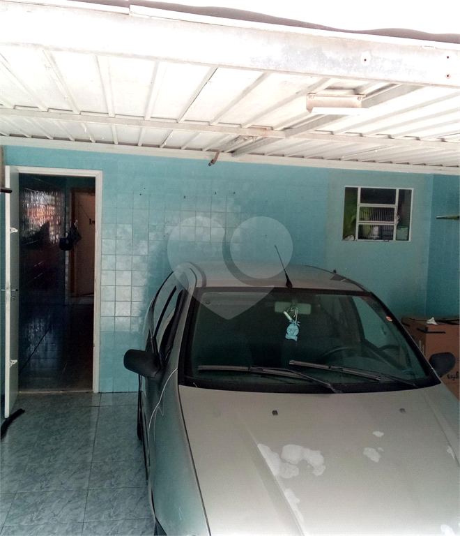 Sobrado localizado na Parada Inglesa, com 4 dormitórios, 1suíte 2 vagas de garagem