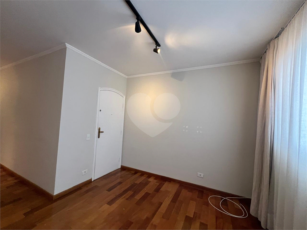 Apartamento  no Bairro da Água Fria. 