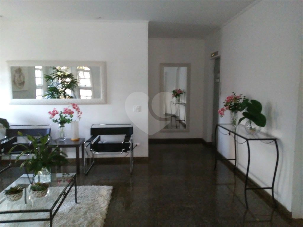 Apartamento  no Bairro da Água Fria. 