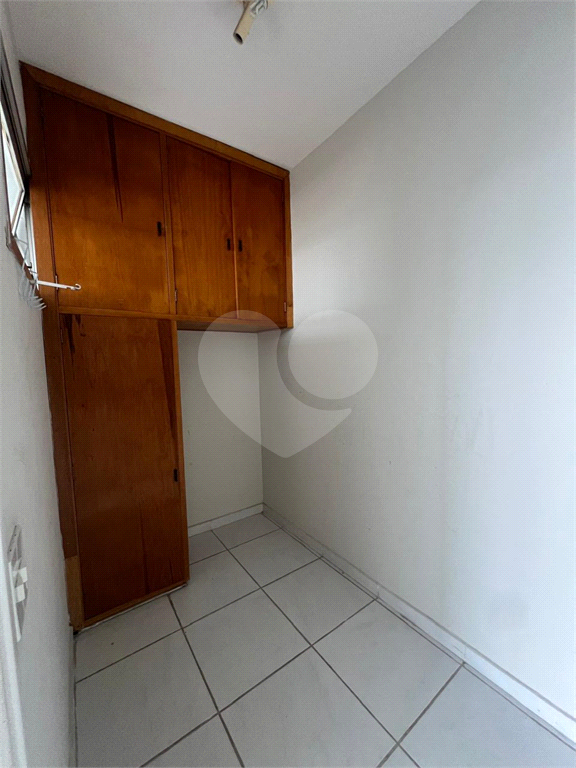 Apartamento  no Bairro da Água Fria. 