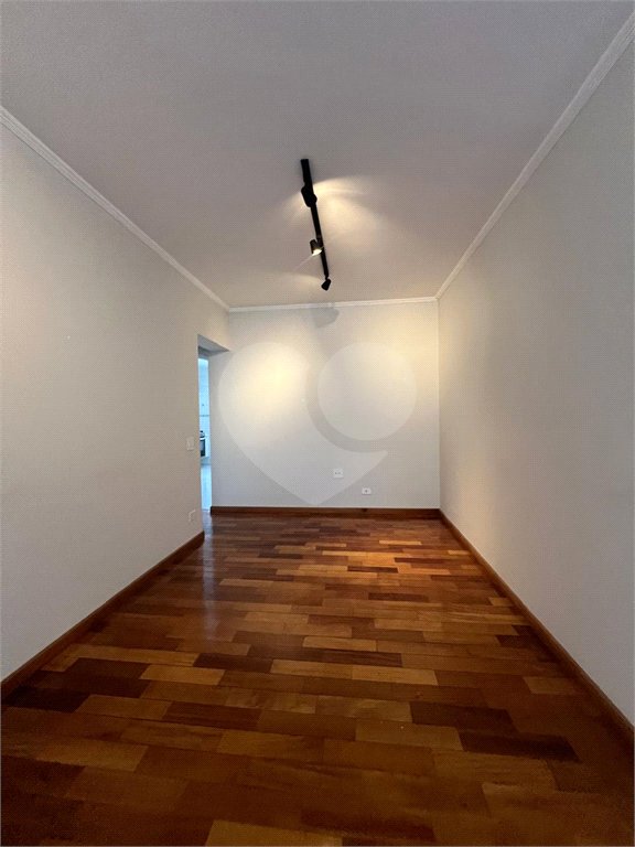 Apartamento  no Bairro da Água Fria. 