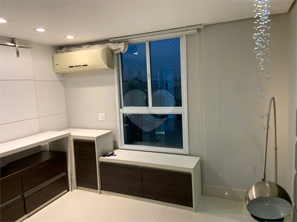 Duplex para à venda com 2 quartos 1 sala e 2 vagas de garagem 