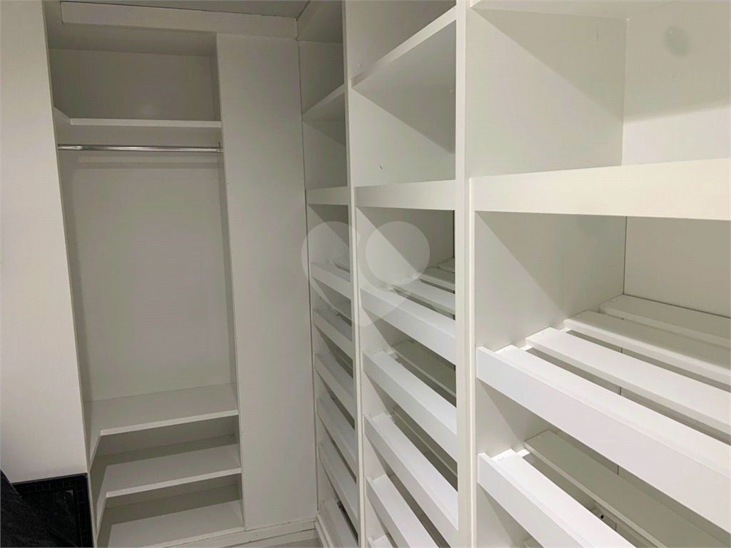Duplex para à venda com 2 quartos 1 sala e 2 vagas de garagem 