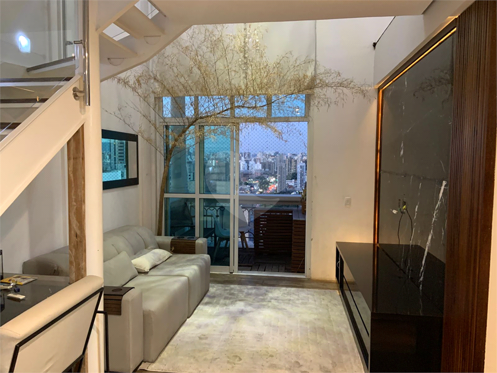 Duplex para à venda com 2 quartos 1 sala e 2 vagas de garagem 