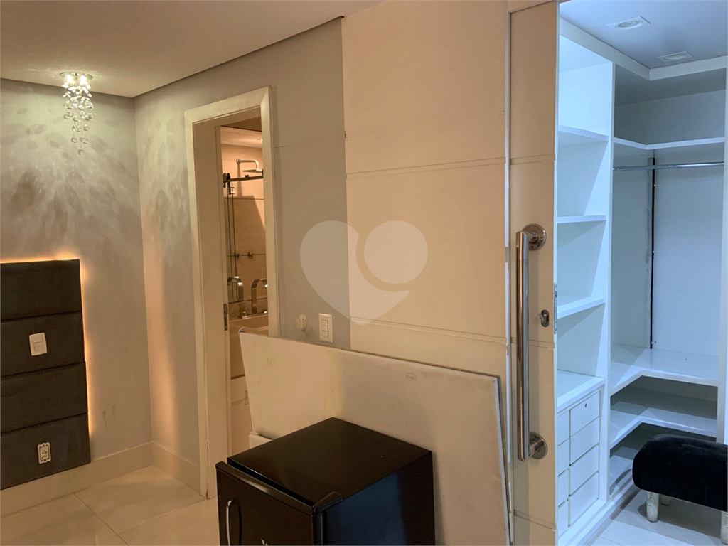 Duplex para à venda com 2 quartos 1 sala e 2 vagas de garagem 