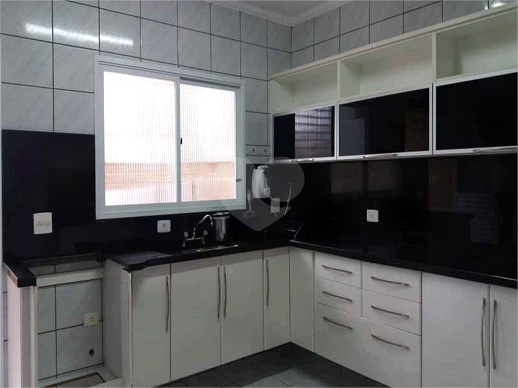 Casa de Condomínio à venda com 3 quartos, 120m² - Foto 4