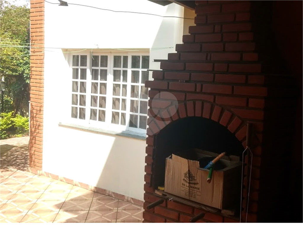 Sobrado Triplex no Jardim Guapira com 350 metros quadrados. 4 dormitórios sendo 1 suíte