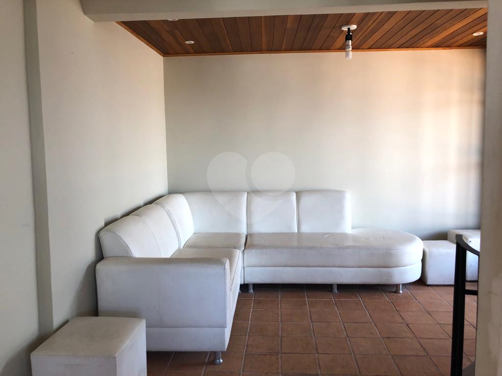 COBERTURA em CASA VERDE
