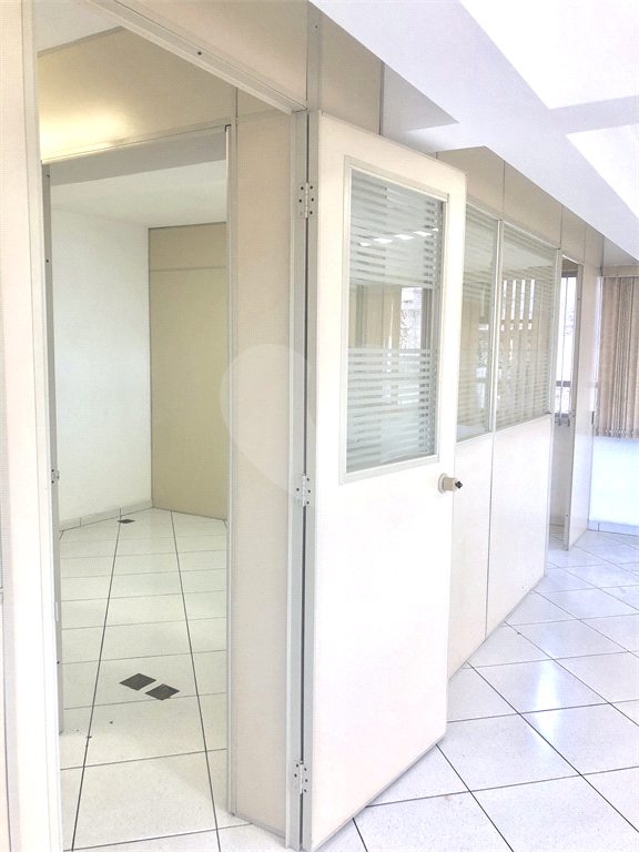 Sala comercial Metro Santa Cecilia