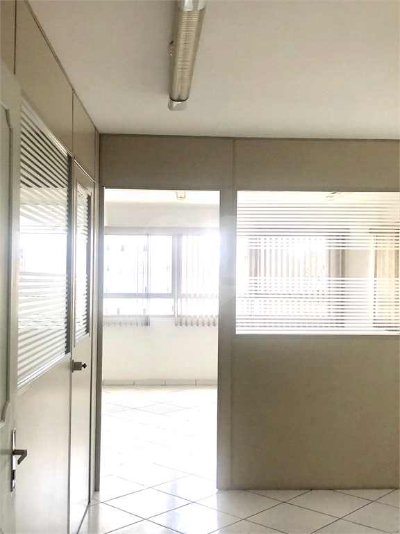 Sala comercial Metro Santa Cecilia