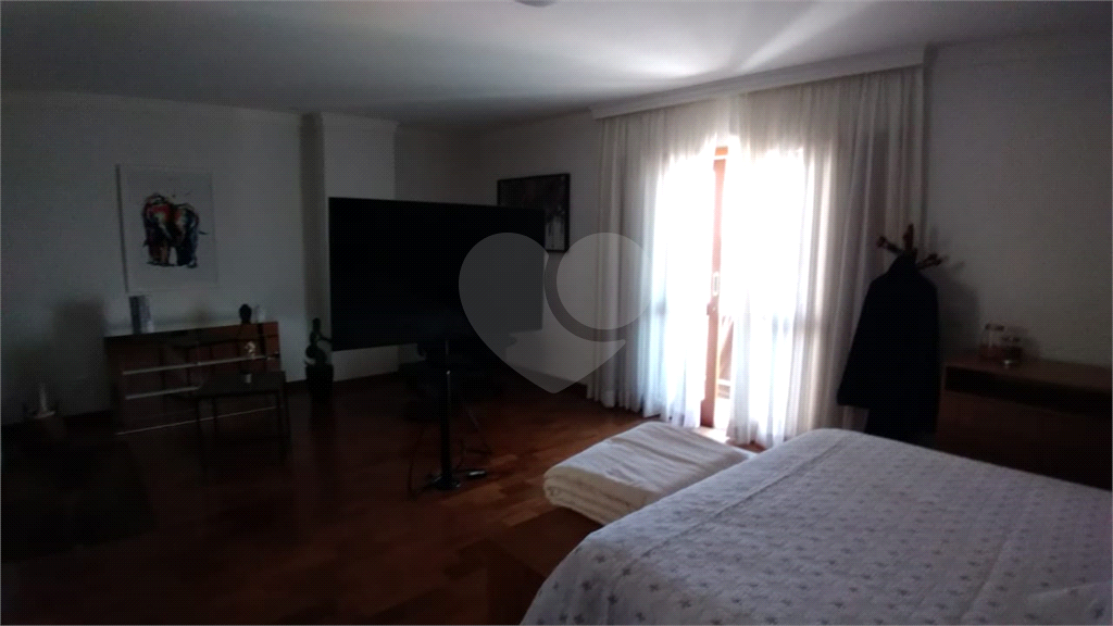Casa no Tucuruvi com 4 quartos, 6 vagas e uma linda piscina 