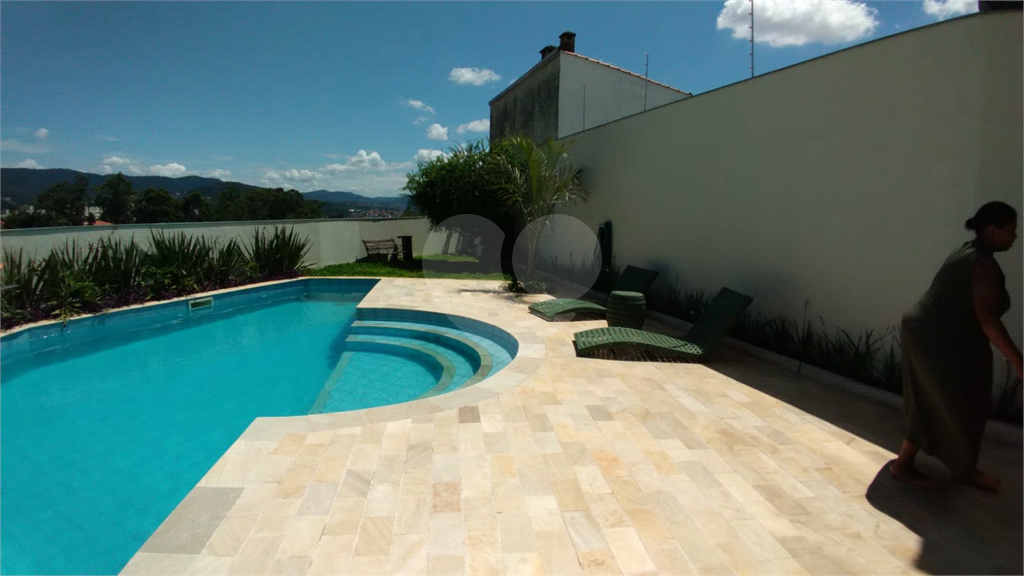 Casa no Tucuruvi com 4 quartos, 6 vagas e uma linda piscina 