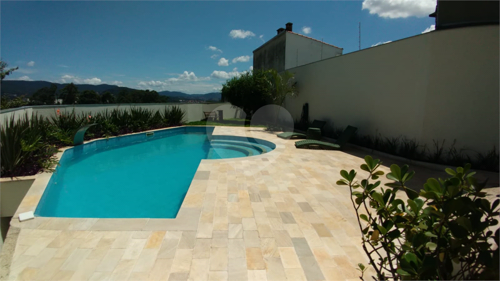 Casa no Tucuruvi com 4 quartos, 6 vagas e uma linda piscina 