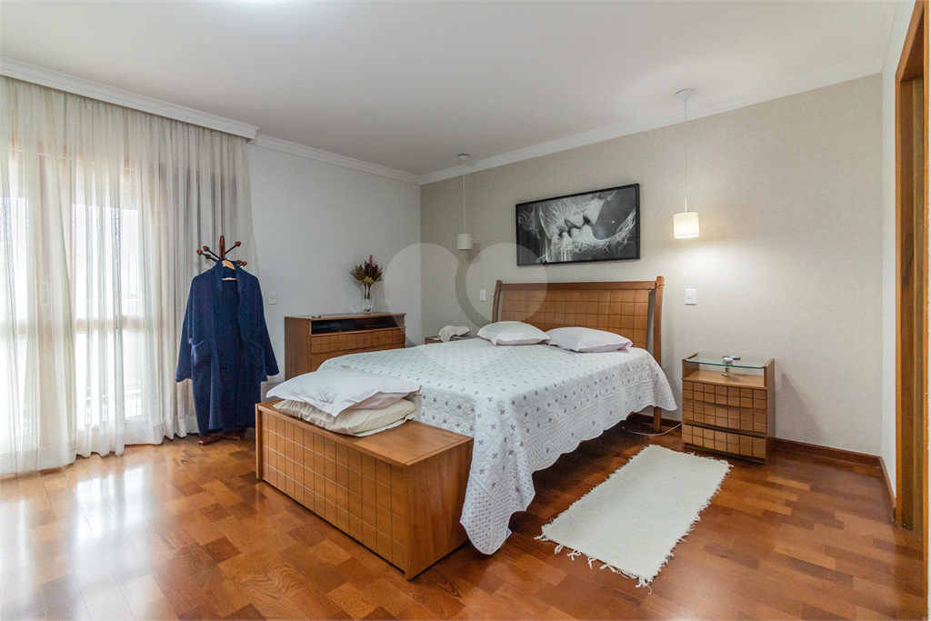 Casa no Tucuruvi com 4 quartos, 6 vagas e uma linda piscina 