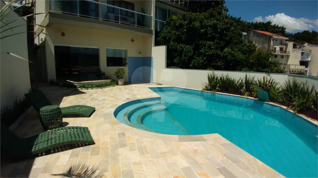 Casa no Tucuruvi com 4 quartos, 6 vagas e uma linda piscina 