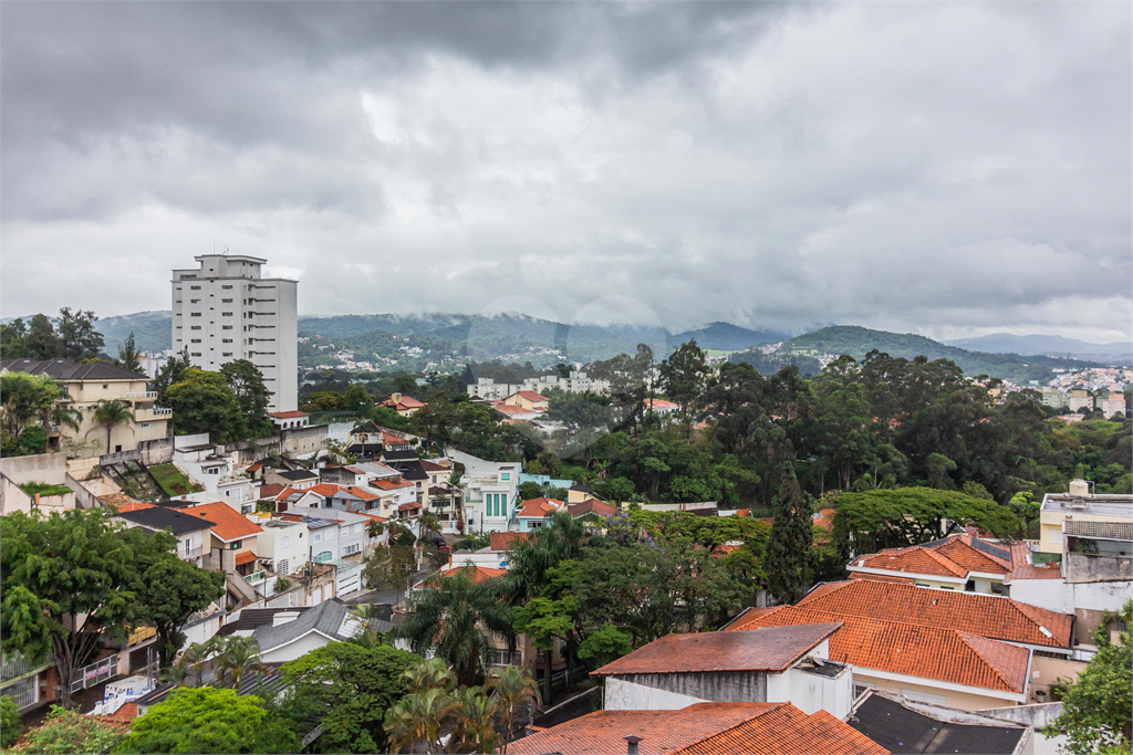 Casa no Tucuruvi com 4 quartos, 6 vagas e uma linda piscina 