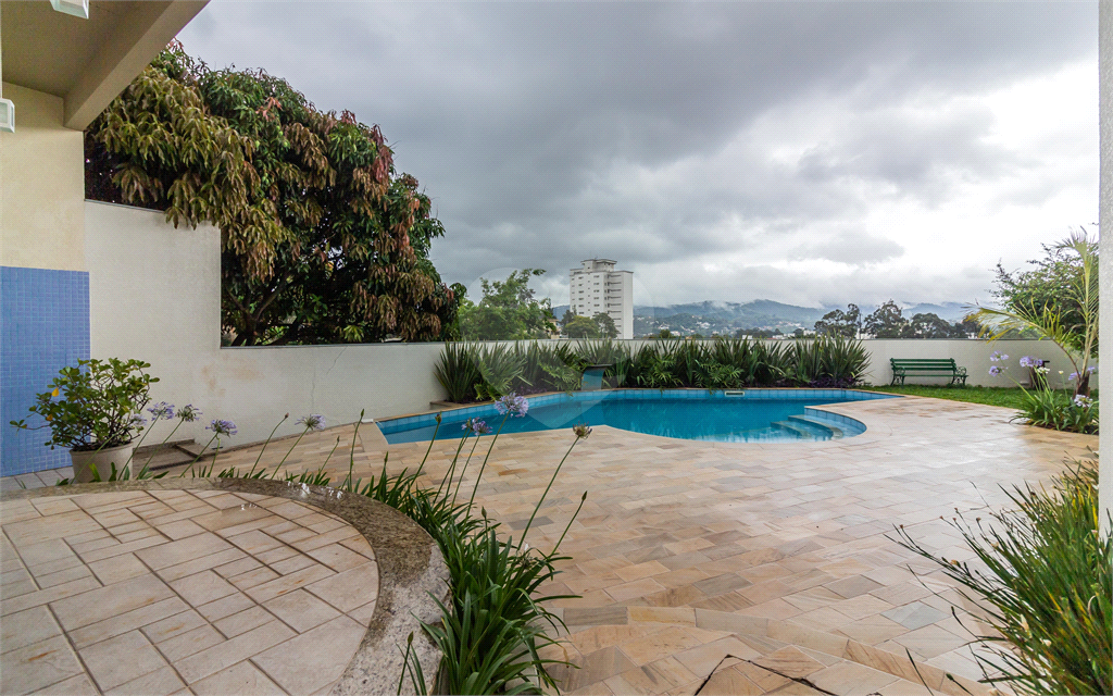Casa no Tucuruvi com 4 quartos, 6 vagas e uma linda piscina 