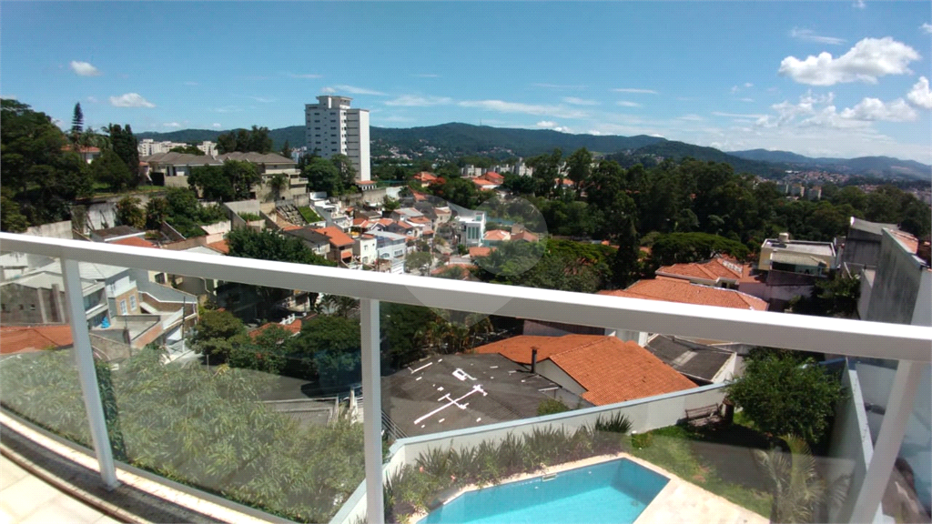 Casa no Tucuruvi com 4 quartos, 6 vagas e uma linda piscina 