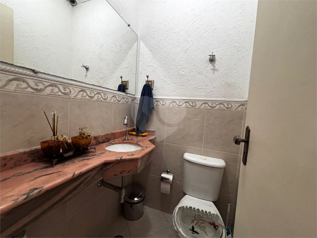 Ótimo sobrado no Mandaqui com 03 dormitórios, com 02 suites e churrasqueira.