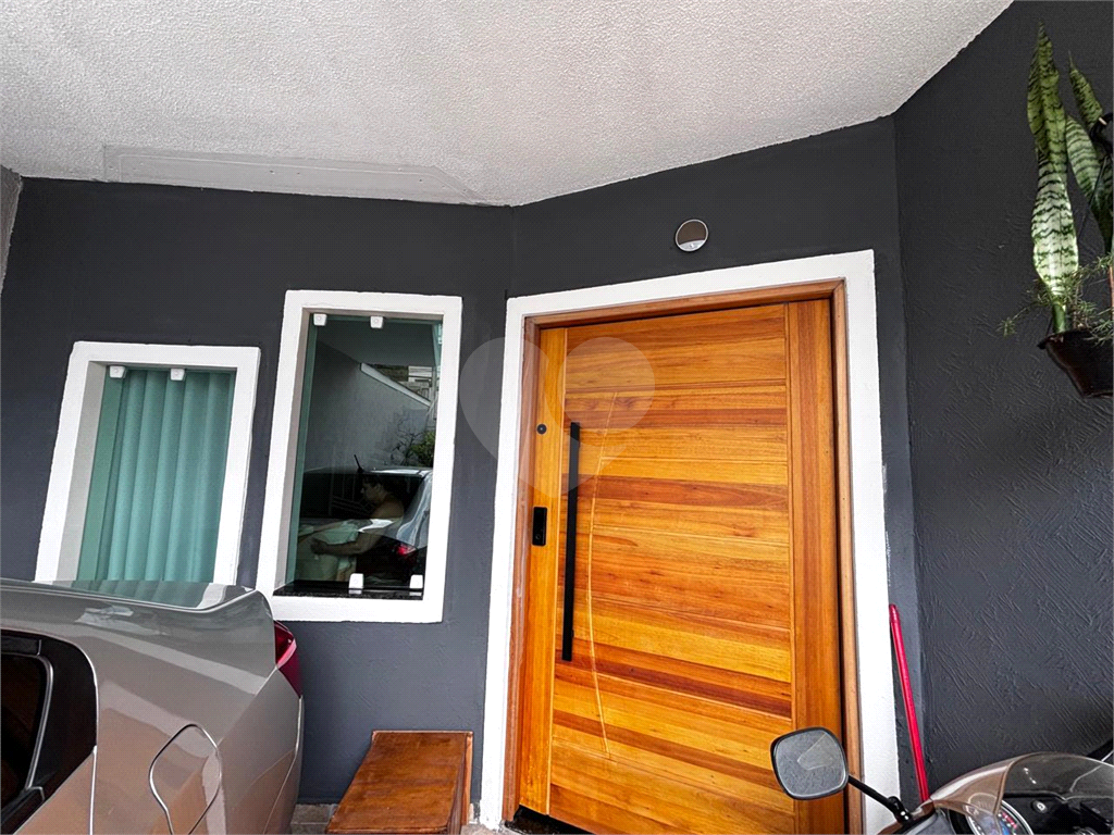 Ótimo sobrado no Mandaqui com 03 dormitórios, com 02 suites e churrasqueira.